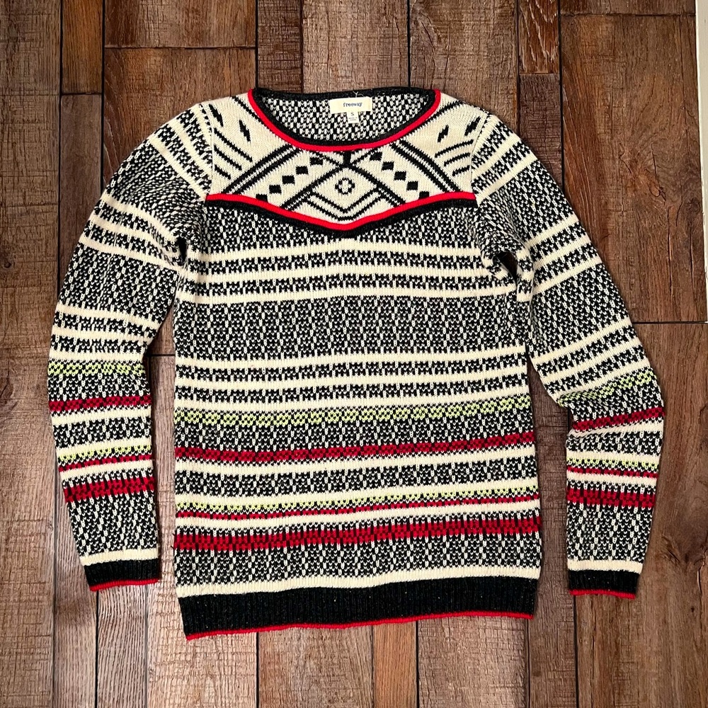 Freeway Wool Blend Fair Isle Sweater Black Red Cream Geometric Small